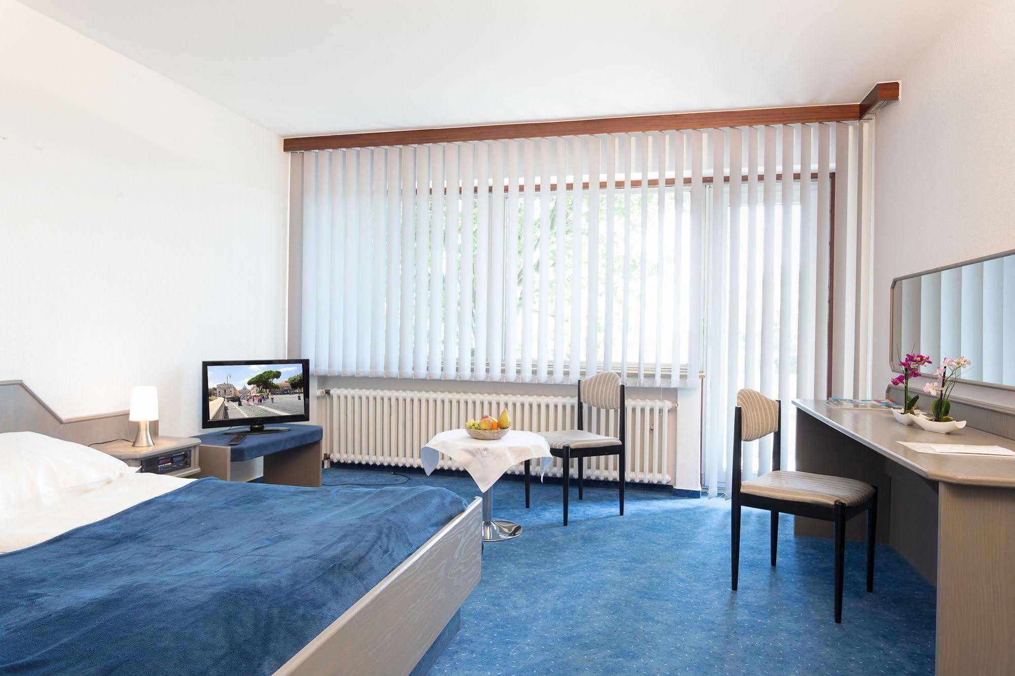 Hotel Luisenhof Mettmann Exterior photo
